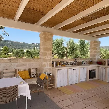 Trullo Zafferano: Seaview + Spacious Pool Holiday home *