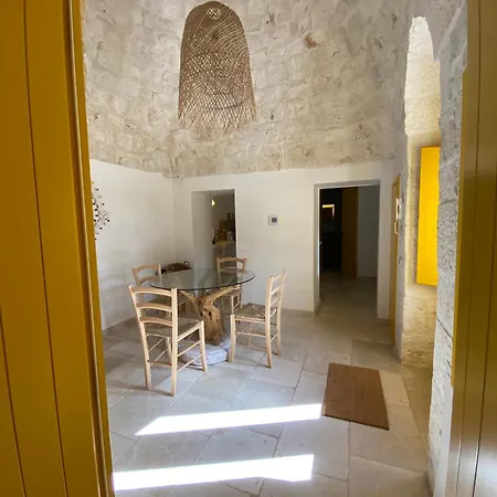 Trullo Zafferano: Seaview + Spacious Pool
